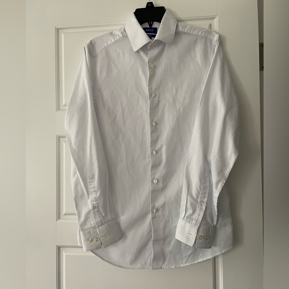 Apt 9 size S white dress shirt